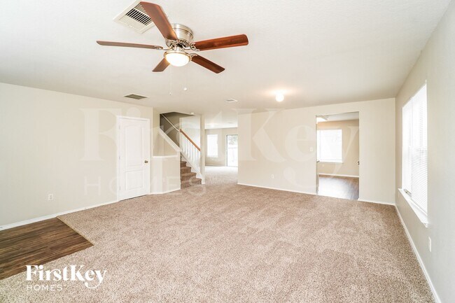 Building Photo - 6026 Ironmill Creek