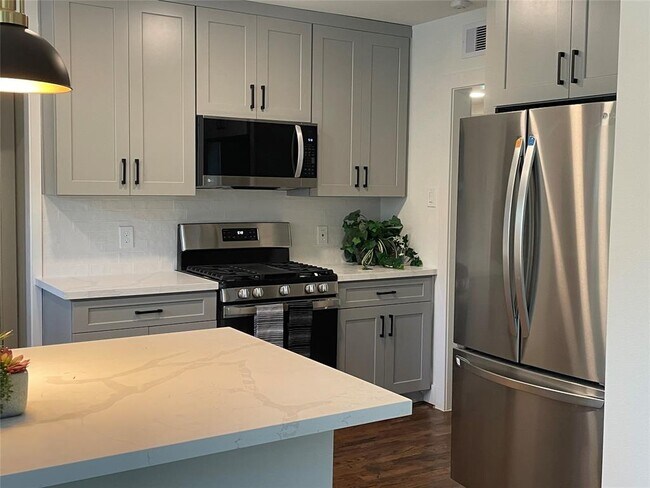 Foto del edificio - 4915 Jackson St