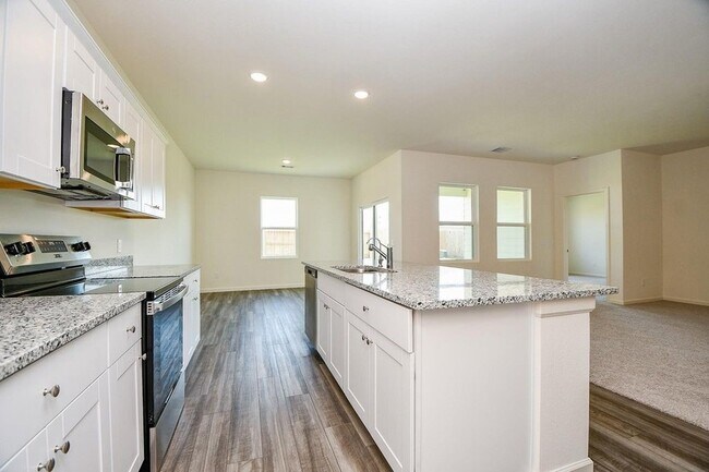 Foto del edificio - 5906 Bright Keel Dr
