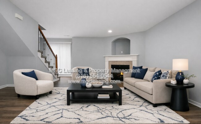 Foto del edificio - TIMBERS EAST TOWNHOME READY FOR YOUR JUNE MOVE IN!!