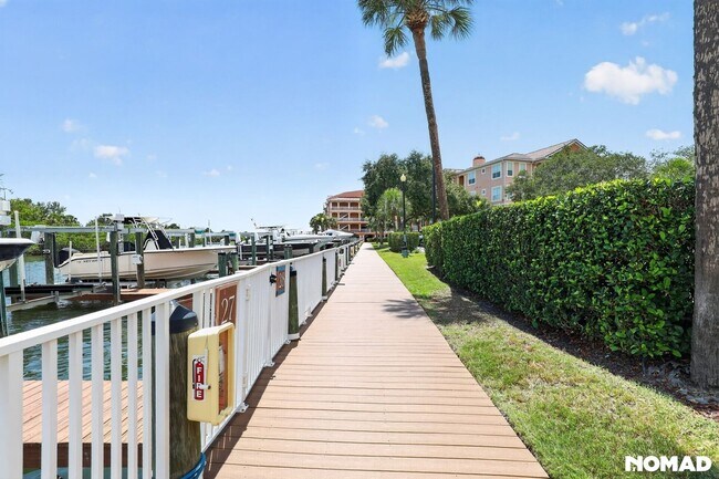 Building Photo - 5000 Culbreath Key Way