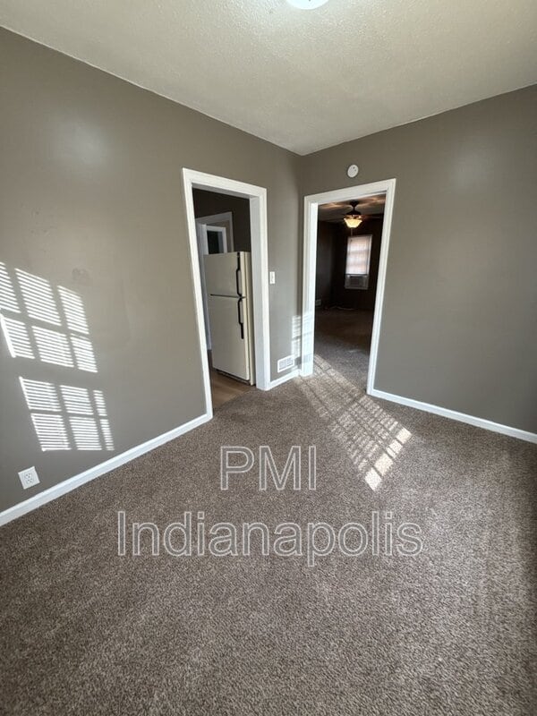 Building Photo - 3630 N Chester Ave