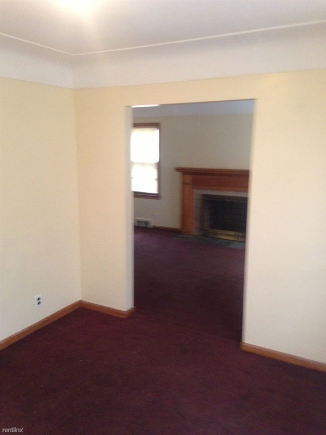Building Photo - 4 br, 2 bath House - 5210 Bedford St