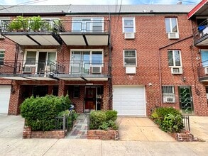 Building Photo - 14435 38th Ave