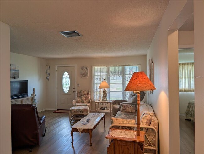 Foto del edificio - 4450 93rd Terrace