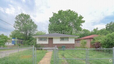 Building Photo - 2110 Appling St