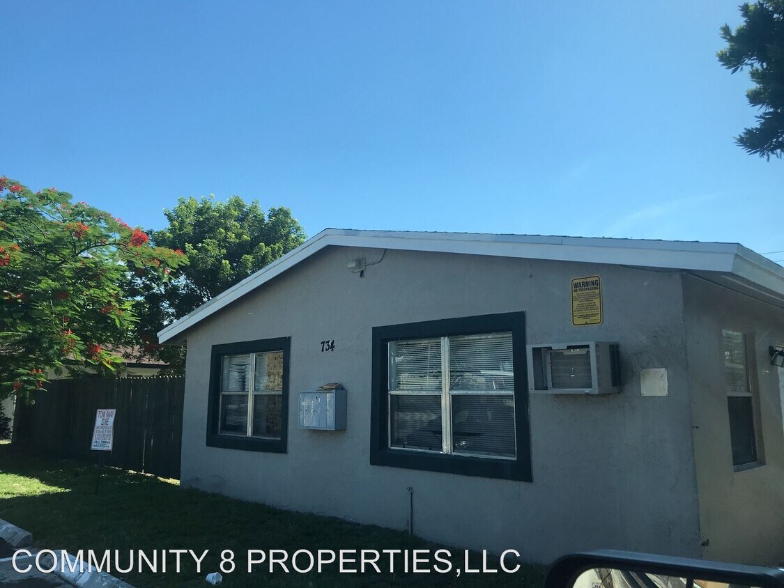 Primary Photo - 734 NW 4th Ave
