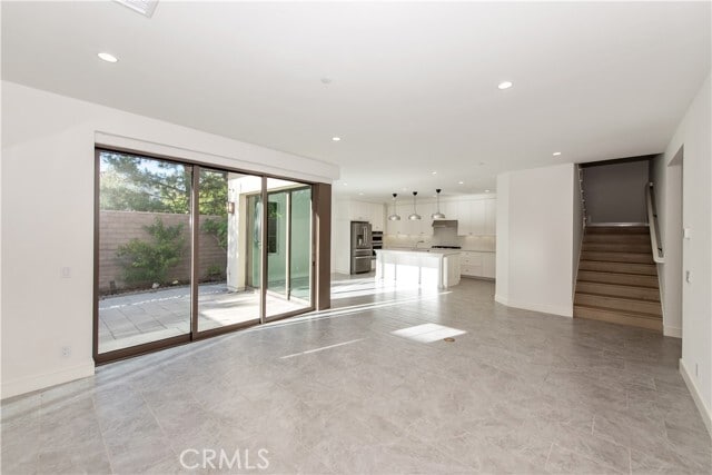 Building Photo - 121 Toretta