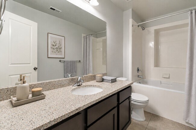 Building Photo - 7588 San Savino Way