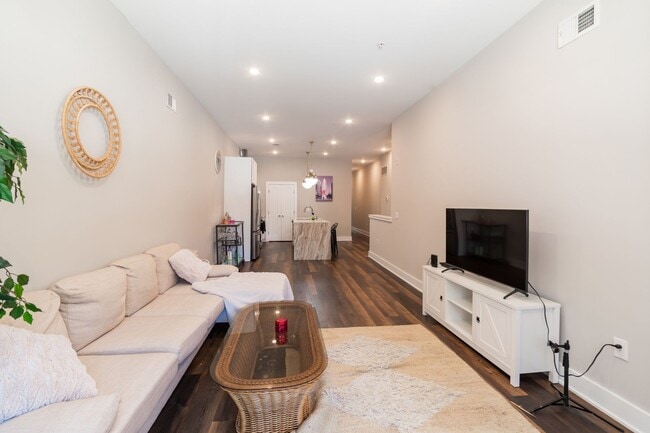 Photo - 711 N 16th Street Apartment