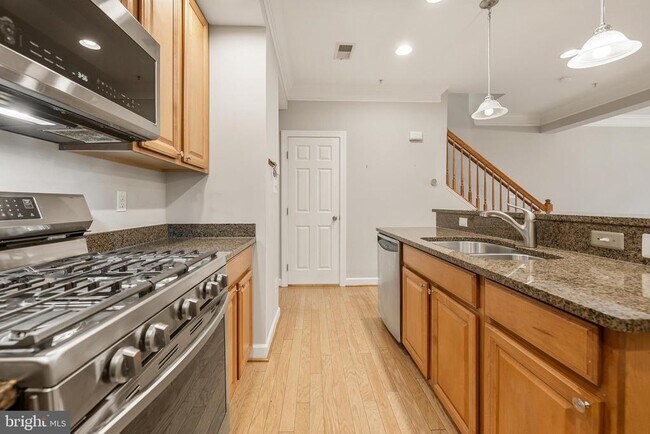Foto del edificio - 5718 Callcott Way