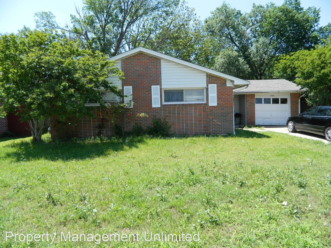 Primary Photo - 3 br, 1 bath House - 1822 SW 3rd St