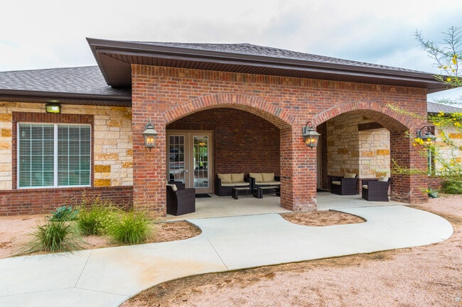 Building Photo - Liberty Trails Apartment Homes