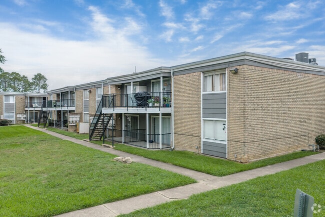 Building Photo - RBBC