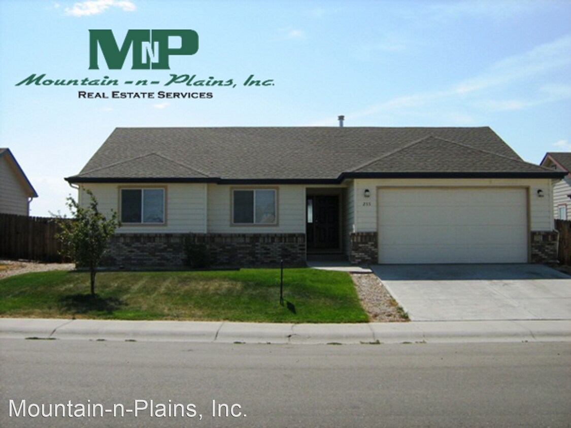 3 br, 2 bath House 255 S Tamera Avenue House Rental in Milliken, CO