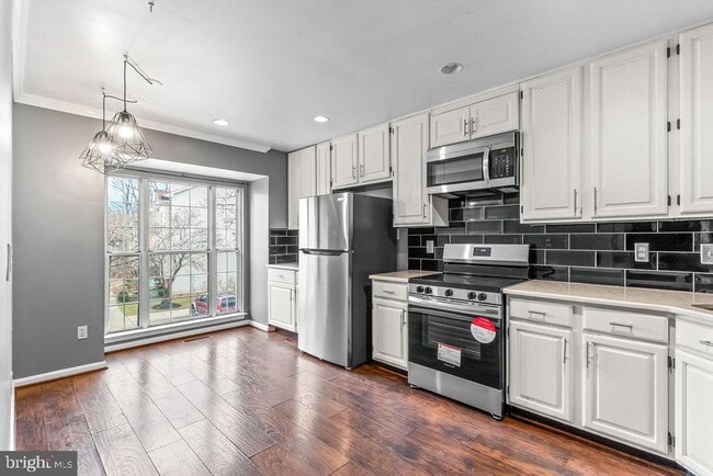 Foto del edificio - 58 Silver Moon Dr