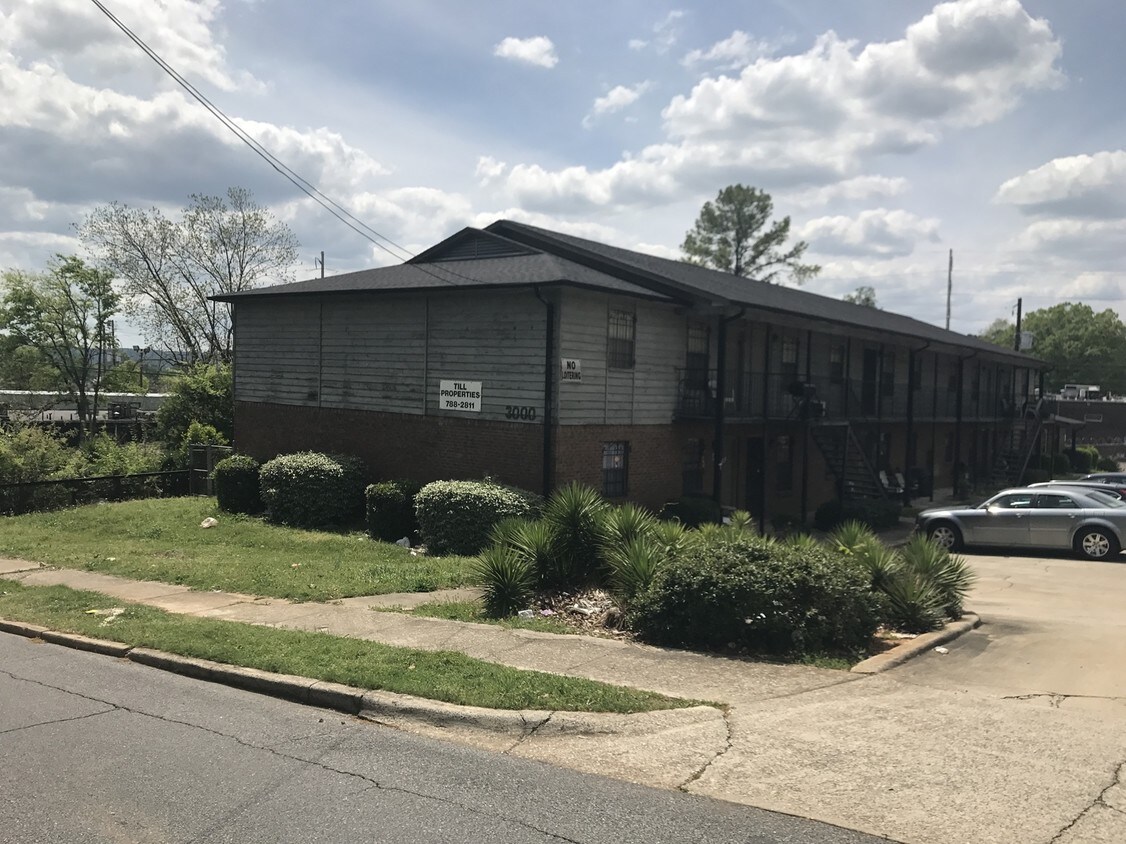 Primary Photo - 3000 Avenue W