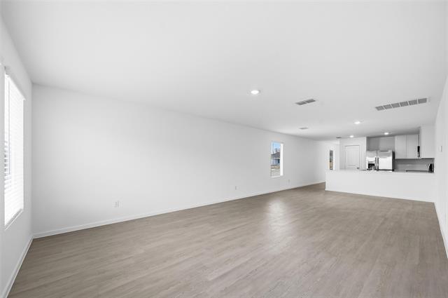 Building Photo - 6500 Longspur Ln