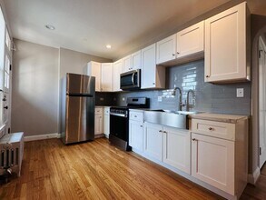 Building Photo - 3359 W 61st Pl