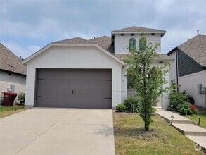 Building Photo - 2428 Green River Rd