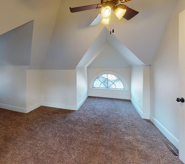 Foto del edificio - Updated Single Family Home close to U of M...