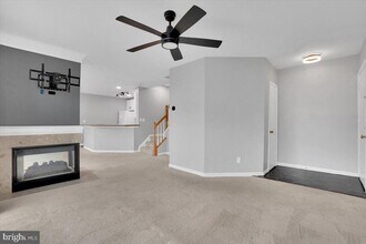 Building Photo - 5995 Terrapin Pl