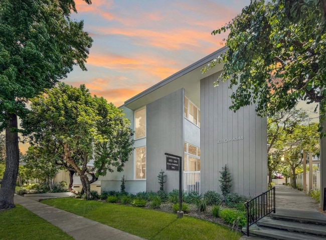 Street Frontage - 4310 W Kling St