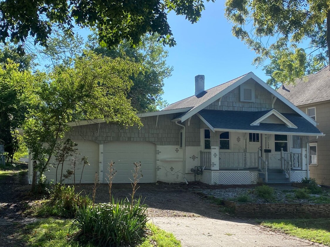 Primary Photo - 3 Bedroom 1 Bath Home- Boone, IA