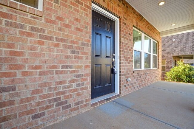Foto del edificio - Like New All Brick Home in Mint Hill!