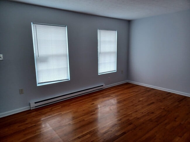 Building Photo - 142 Nottoway Dr