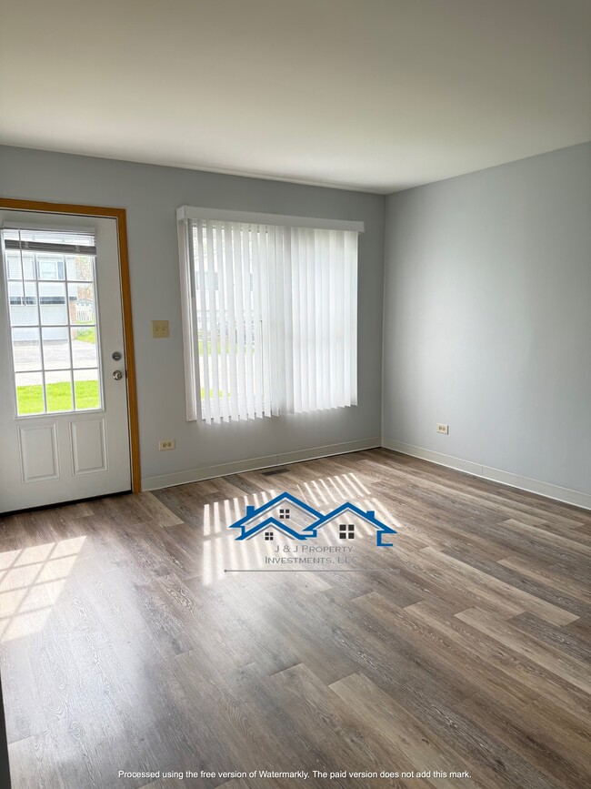 Foto del edificio - 1618 Kildeer Dr