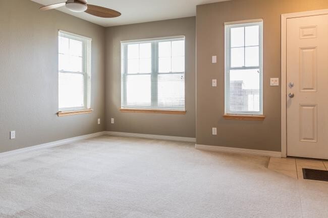 Building Photo - Two Story Condo For Rent in Dakota Ridge