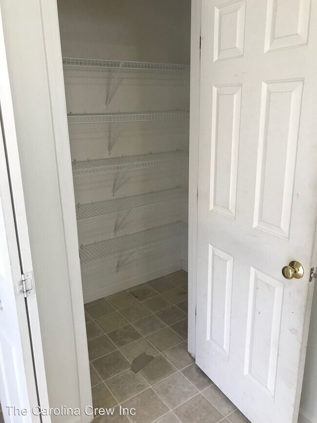 Building Photo - 3 br, 2 bath House - 4180 Kennison Village Dr