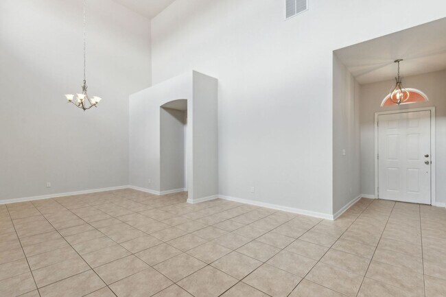 Foto del edificio - 2 BEDROOM VICTORIA PARK TOWNHOUSE AVAILABL...