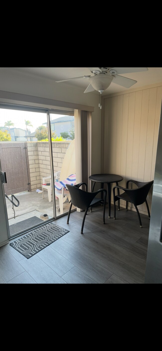 Foto del edificio - 4702 Madrid Way