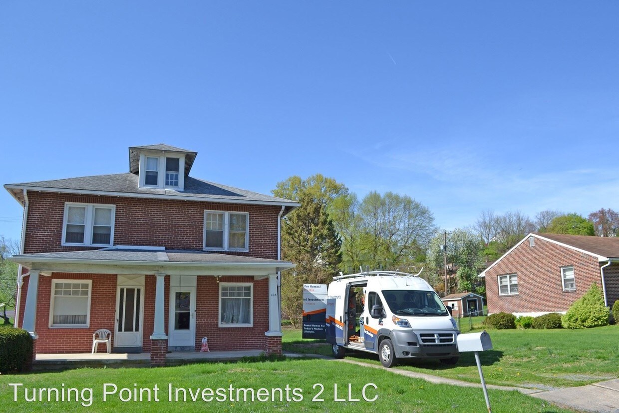 Foto principal - 3 br, 1 bath House - 108 Montrose Boulevard