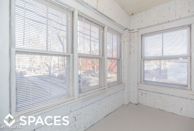 Foto del edificio - 7510 N Hoyne Ave