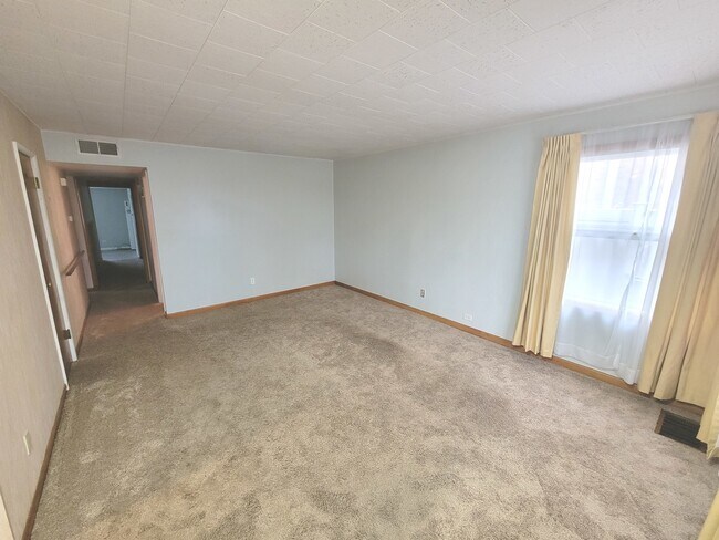 Foto del edificio - 5836 S Sayre Ave