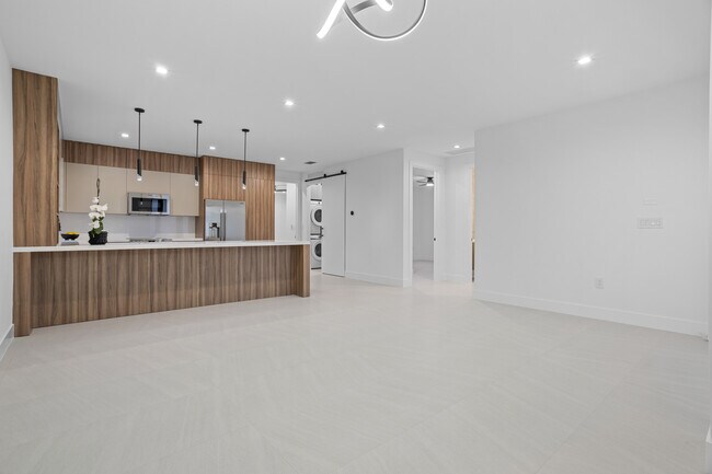 Foto del edificio - 917 SW 78th Pl