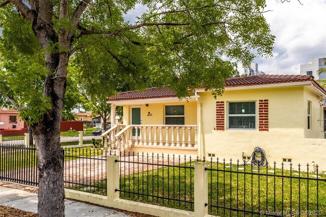 Foto del edificio - 6291 SW 10th St