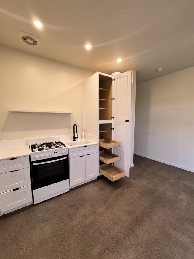 Foto del edificio - 3342 N 17th Ave
