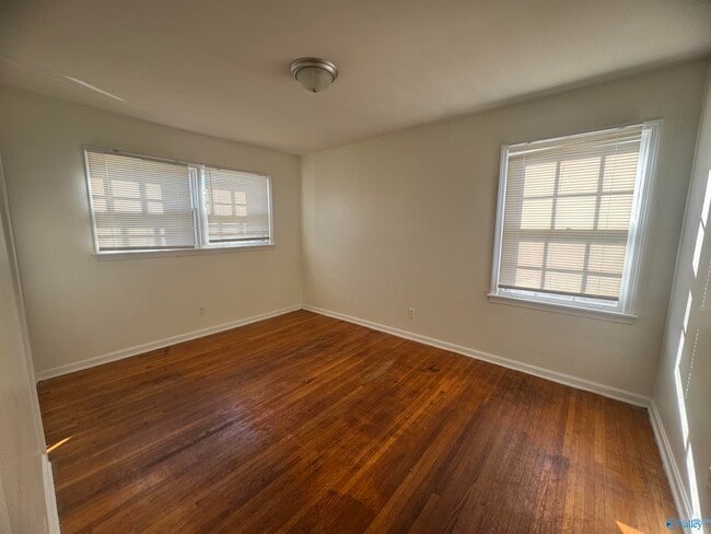 Foto del edificio - 4605 Broadmeadow Ln NW