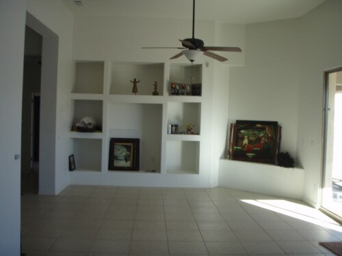 Building Photo - 1615 E Aire Libre Ave