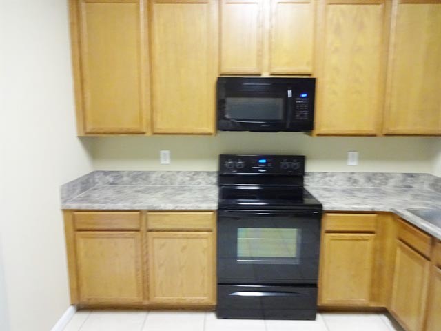 Building Photo - 2038 Belhaven Drive