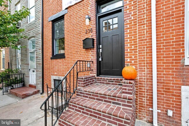 Front Entrance - 238 Albemarle St