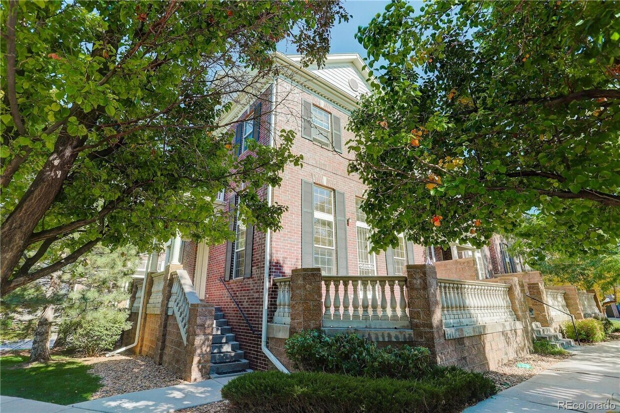 Foto principal - Incredible Townhome in the Hampden Town Ce...