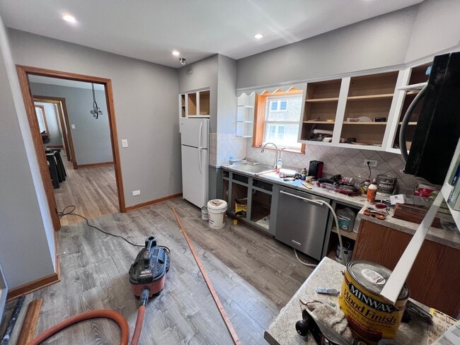 Building Photo - 4934 N Marmora Ave