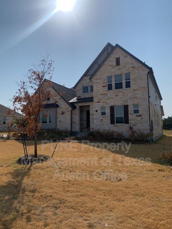 Building Photo - 201 Northcrest Dr
