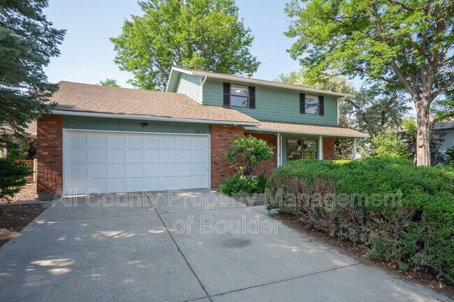 Building Photo - 3611 Kenyon Ln