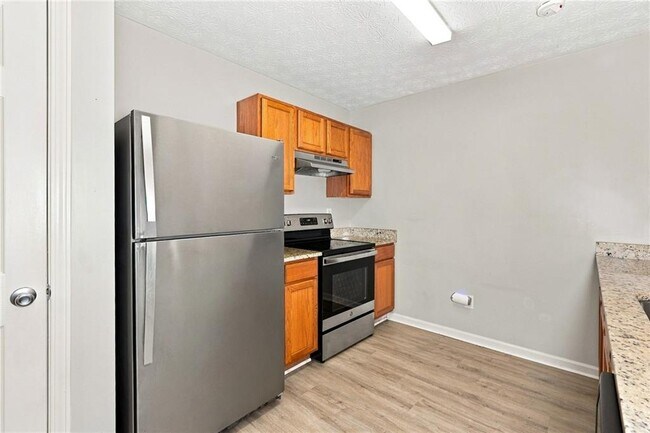 Foto del edificio - 1311 Birch Ct